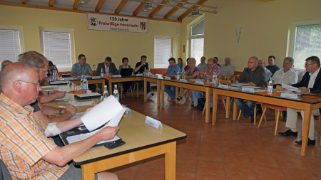Stadtrat Baunach Sitzung im FFW-Haus, Juni 2013